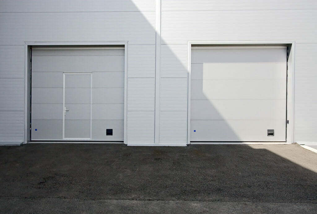 We buy lock up garages fast in SELBY