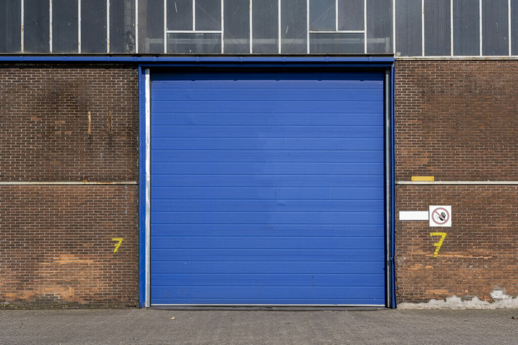 We Buy Lock up Garages Fast all over Lincolnshire